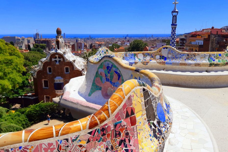 learn spanish in spain barcelona gaudi parc guell mosaic bench